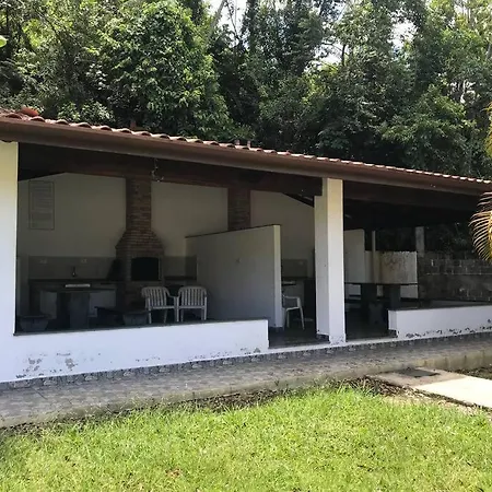Três praias para ir a pé Térreo 2 vagas de estacionamento Ar Condicionado-2